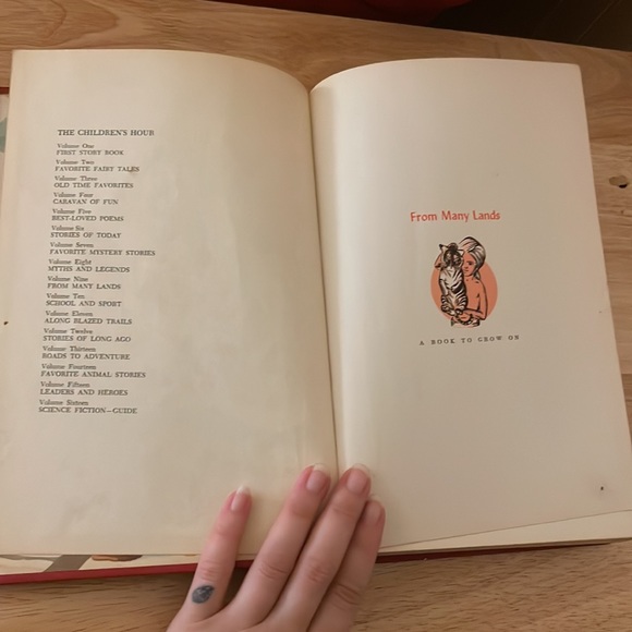 From Many Lands The Children’s Hour vintage hardcover 1953 book 9 - Picture 10 of 17
